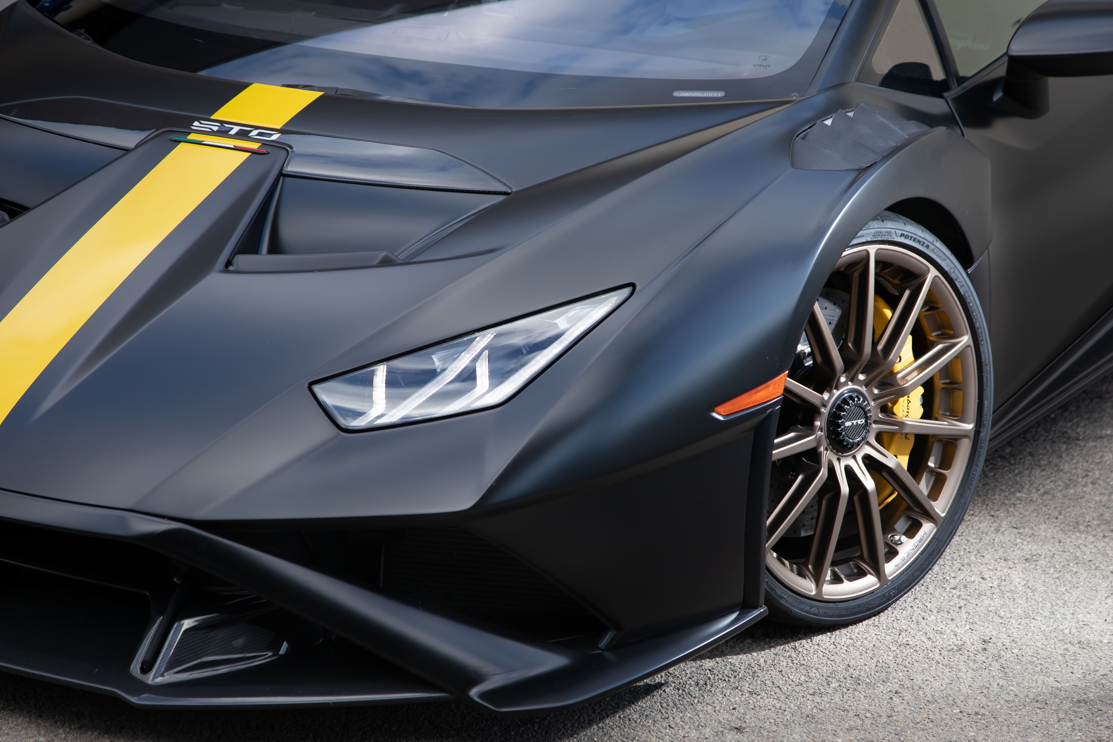 Pneus Bridgestone para Lamborghini